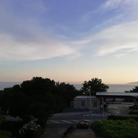 Ivo Apartment Makarska