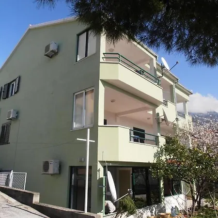 Apartment Ivo Makarska